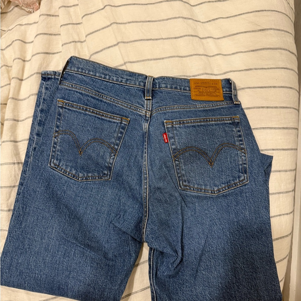 Levi's Blue Straight Leg Jeans Classic Style